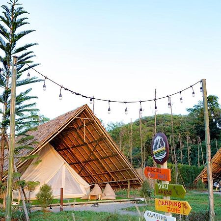 Yellowstone Camps Resort Khao Yai Pak Chong Екстериор снимка