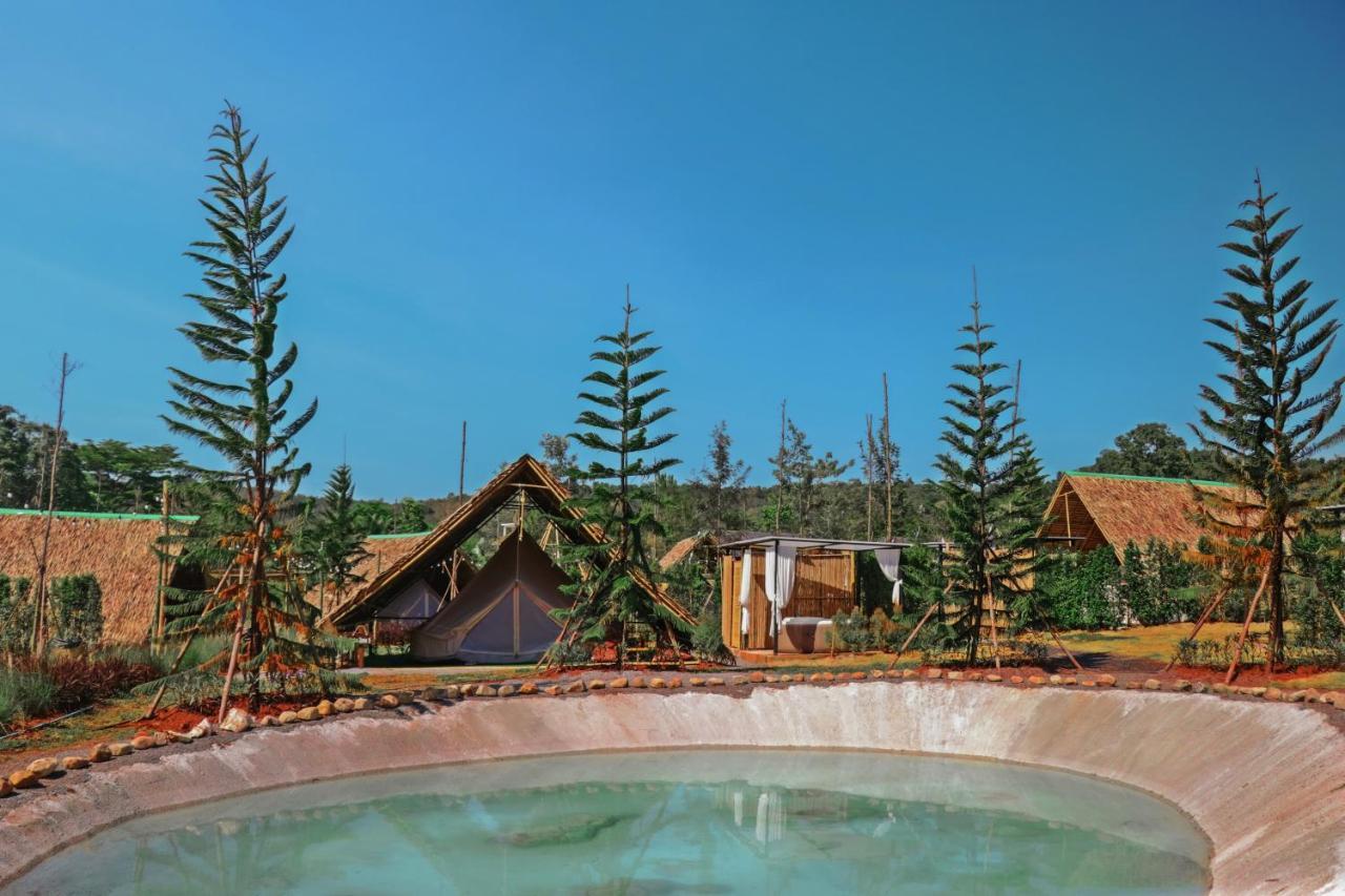 Yellowstone Camps Resort Khao Yai Pak Chong Екстериор снимка